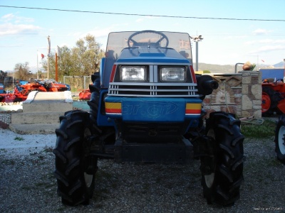 ISEKI TU 240 landhope - Image 4