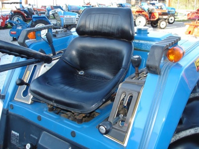 ISEKI TU 240 landhope - Image 17