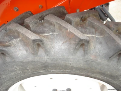 KUBOTA L1 235 - Image 20