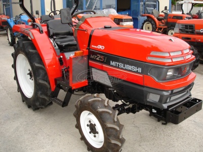 MITSUBISHI MT 251 - Image 3