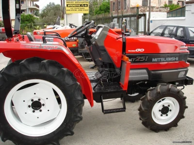 MITSUBISHI MT 251 - Image 4