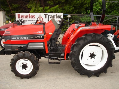 MITSUBISHI MT 251 - Image 7