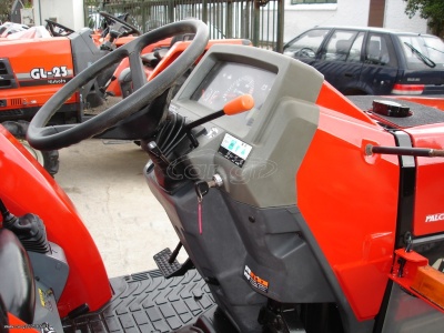 MITSUBISHI MT 251 - Image 13