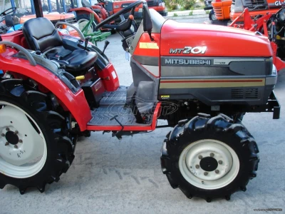 MITSUBISHI MT 201D - Image 5