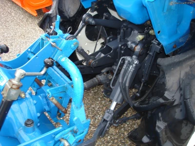 ISEKI TA 227 landleader - Image 18