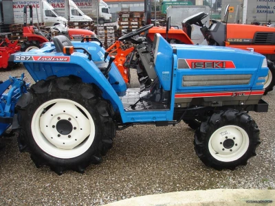 ISEKI TA 227 landleader - Image 2
