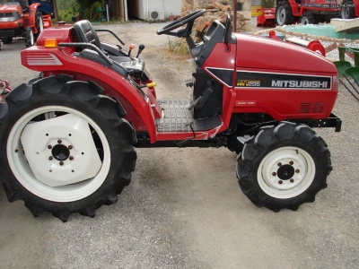 MITSUBISHI MT 205 - Image 4