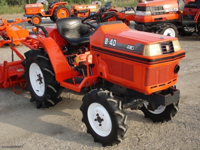 KUBOTA B 40