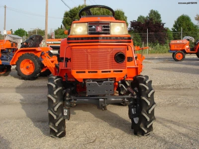 KUBOTA B 40 - Image 4