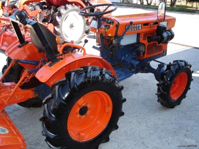 KUBOTA B 7001 - Image 8